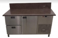 Фото с видом Холодильный стол для пиццы с гранитной столешницей и задним бортом 1400х700х850 мм Tehma